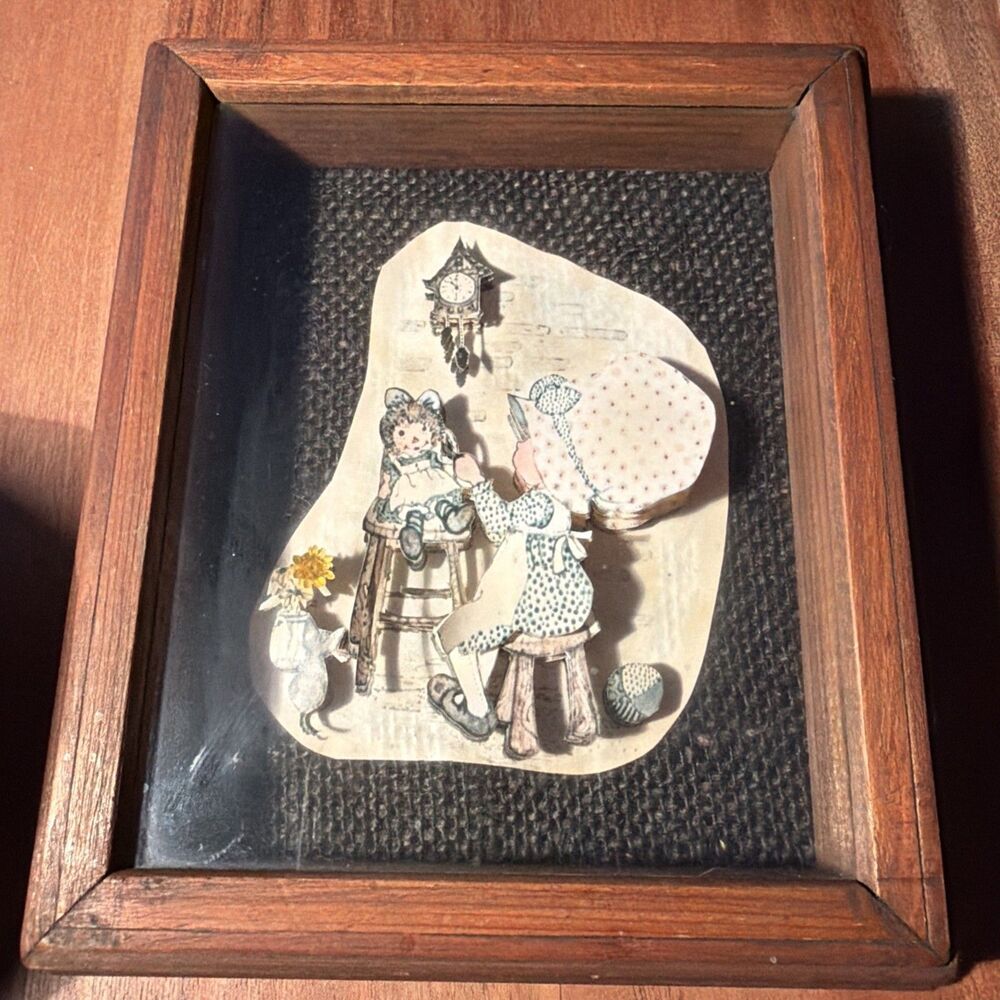 Holly Hobbie Vintage 3D Framed Paper Girl Feeding DollCountry Decor **Shadowbox*